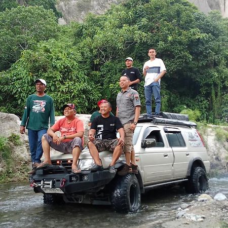 Tapian Ratu Camp Real Bukittinggi Eksteriør billede