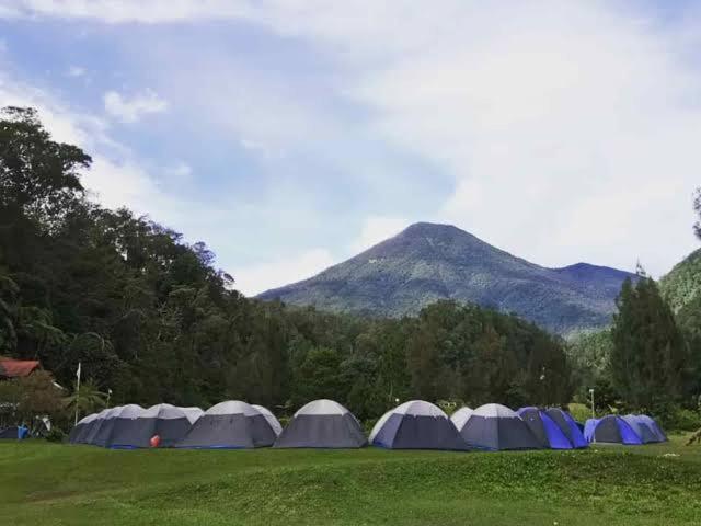 Tapian Ratu Camp Real Bukittinggi Eksteriør billede