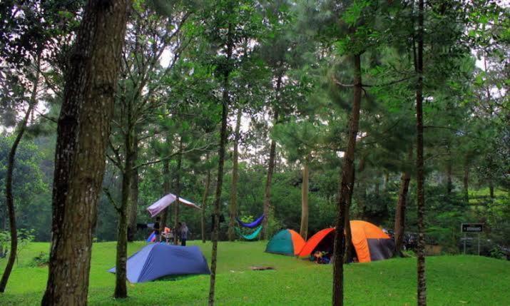 Tapian Ratu Camp Real Bukittinggi Eksteriør billede
