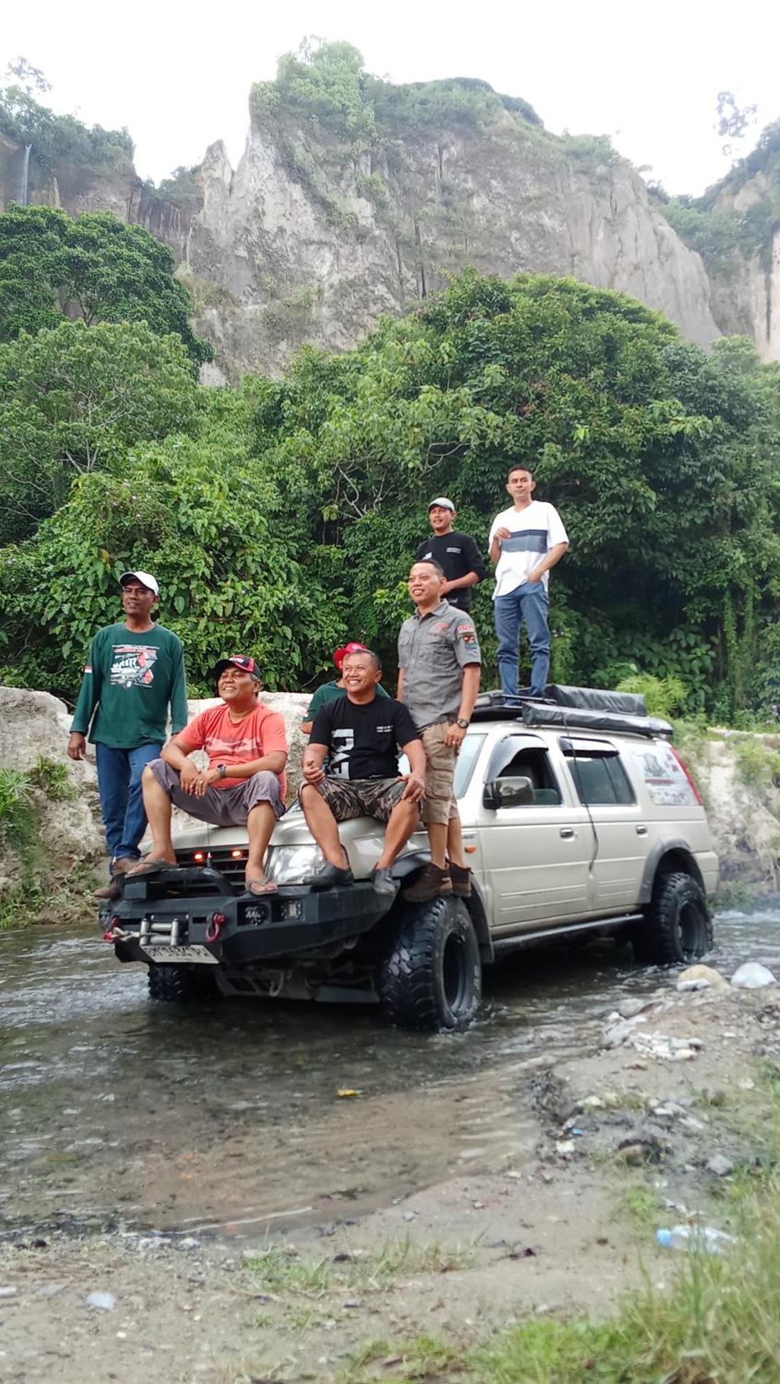 Tapian Ratu Camp Real Bukittinggi Eksteriør billede