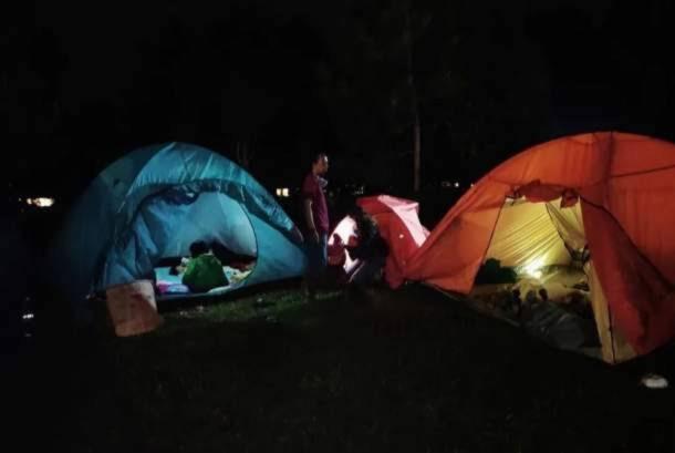 Tapian Ratu Camp Real Bukittinggi Eksteriør billede